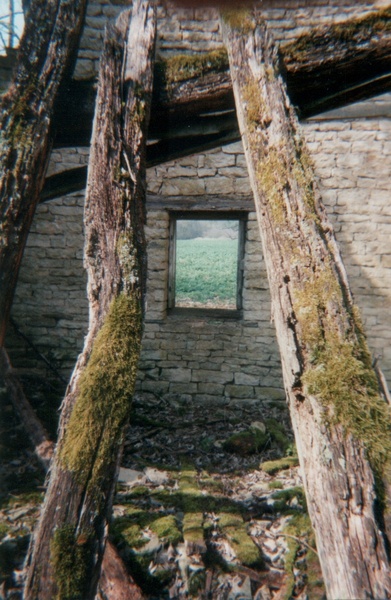 2002-Ruine.jpg
